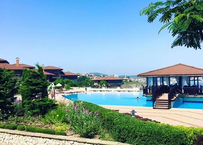 Sun 2 б Sozopolis فيلة