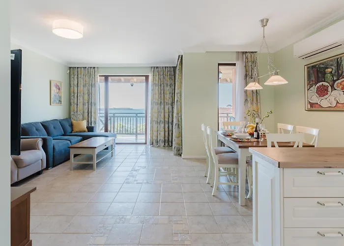 Sun 2 б Sozopolis * سوزوبول